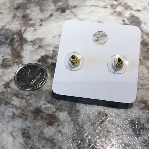 3/30$ New Christmas green bows earrings - Picture 2 of 2